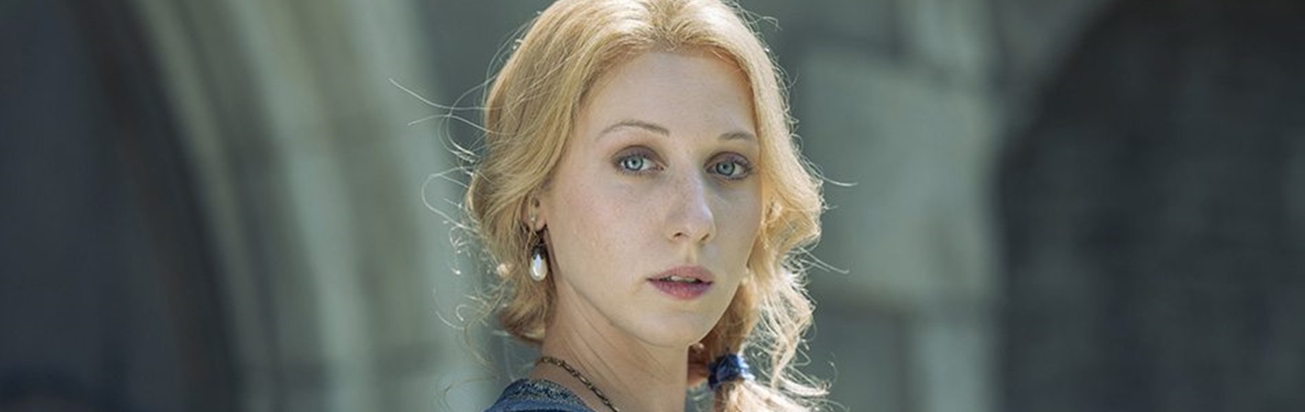 A Szilágyi Erzsébetet alakító színésznő a Hunyadi sorozatból a valóságban is elképesztően dögös - Rujder Vivien