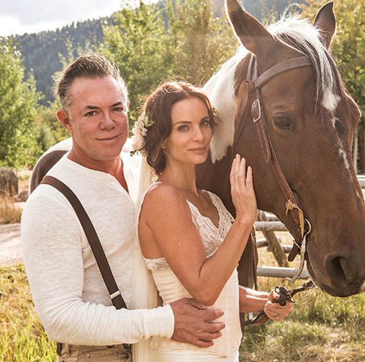 Emlékeztek az Egy asszony illata című filmben a bájos Donna-ra? Ilyen gyönyörű ma az 55 éves színésznő - Gabrielle Anwar