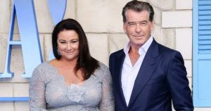 Pierce Brosnan felesége drámaian sokat fogyott - Így néz ki ma Keely Shaye Smith