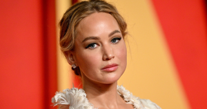 Jennifer Lawrence ezért nem hajlandó közös képet csinálni rajongóival