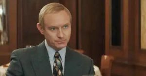 Jude Law Putyin bőrébe bújik – itt a The Wizard of the Kremlin első előzetese!