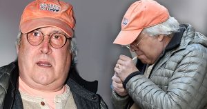 Sokkoló képek az egykori legendás színészről - A 90-es évek sármos sztárja ma már alig felismerhető - Chevy Chase