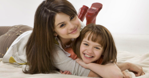 Emlékeztek a tündéri kis Ramonára a Ramona és Beezus-ból? Ilyen bombázó lett a 26 éves színésznő - Joey King