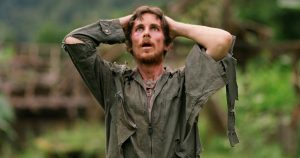 A Hajnali mentőakció rendezőjével rémálom együtt dolgozni - Christian Bale-t így kínozta meg a film hitelessége miatt