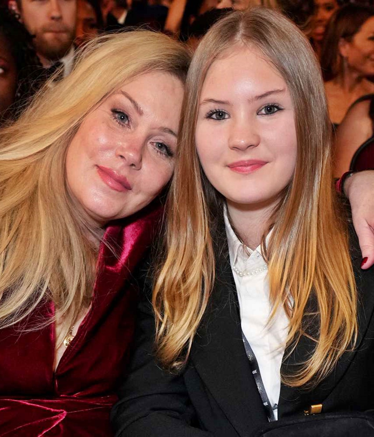 Szívszorító vallomás: Christina Applegate már alig tud felkelni, de a lányáért küzd