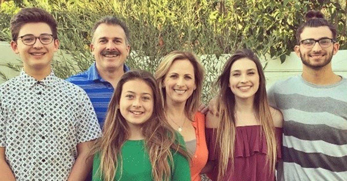 Tudtad? Marlee Matlin az első siket színésznő, aki elnyerte az Oscar-díjat, mindössze 21 évesen!